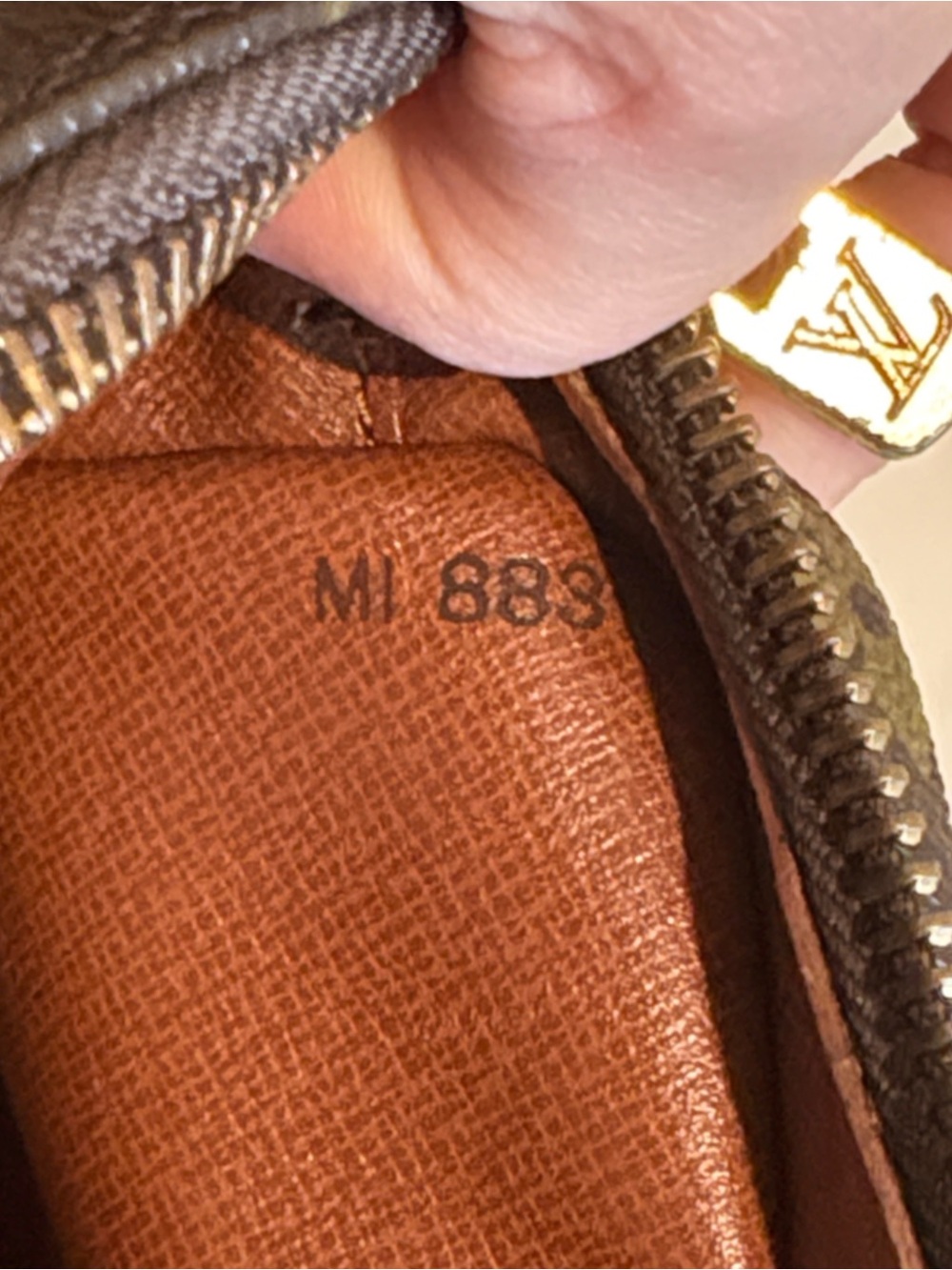 Louis Vuitton Monogram Saint
Germain 24 Crossbody Bag - Picture 8 of 14